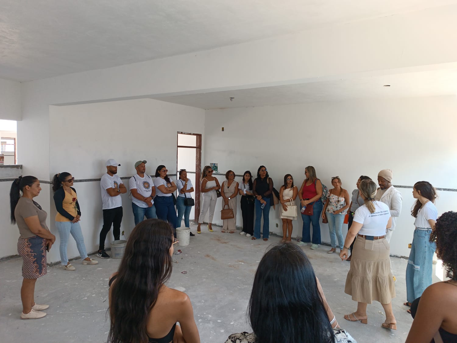 Visita às escolas